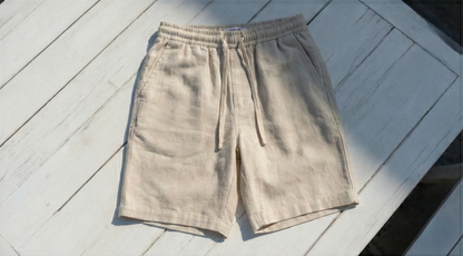 Bermuda de Lino Color Arena Hombre – Quiet Luxury